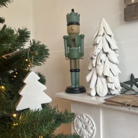 Sapin de Noël suspendu